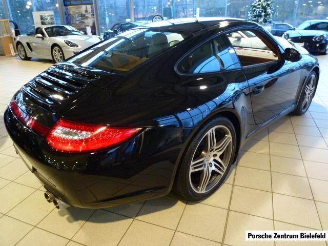 Left hand drive PORSCHE 911 997 Carrera 4S  PDK  385 CH